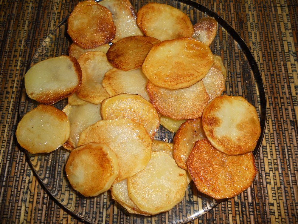 Tortilla de patatas(omleta spaniola cu cartofi)