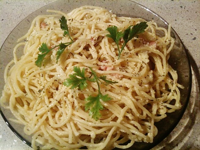 Spaghetti Carbonara cu smantana