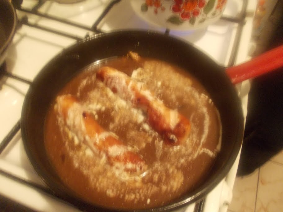 Piept de pui (Soprema de pollo) cu sos de tamarind si chiftelute de dovlecei