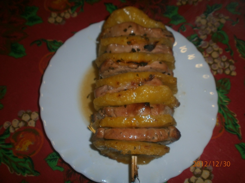 Muschi de porc cu ananas