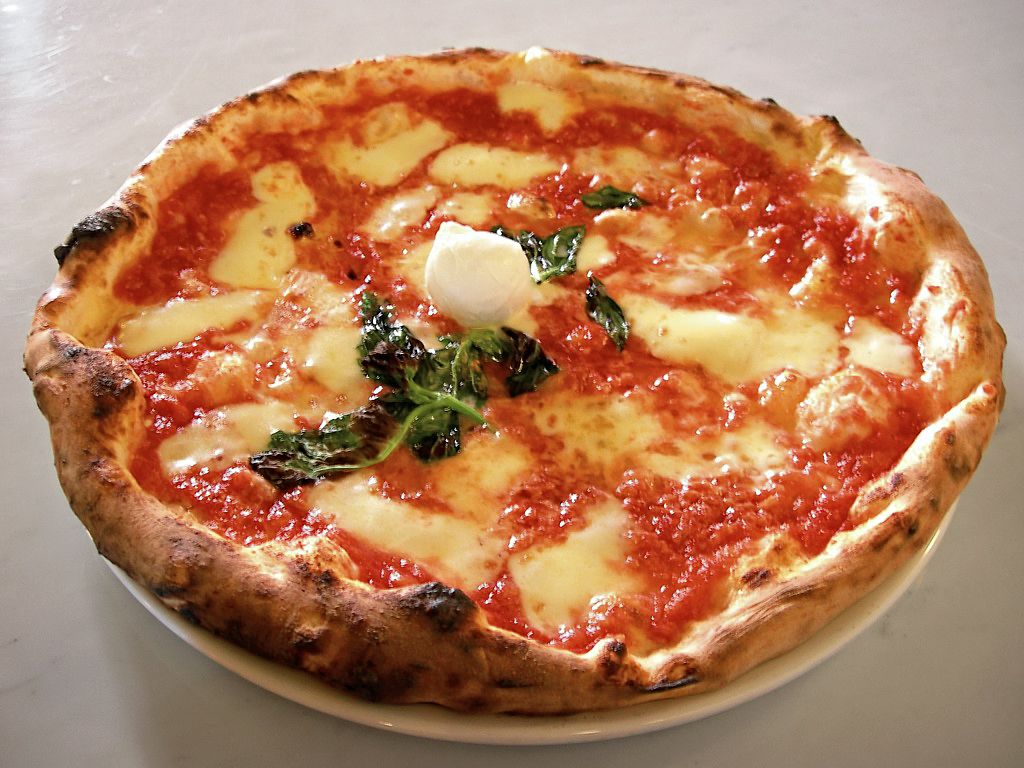 Delicioasa pizza Margherita si sanatatea ta