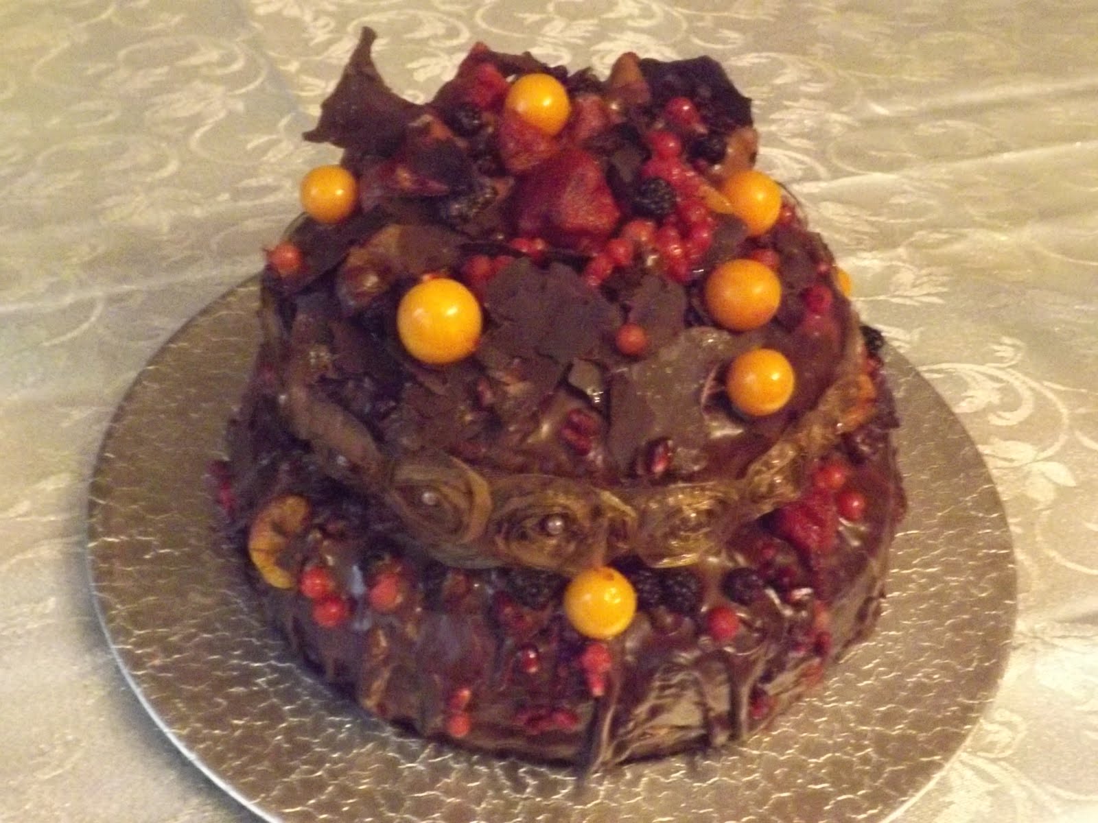 Tort de ciocolata cu fructe