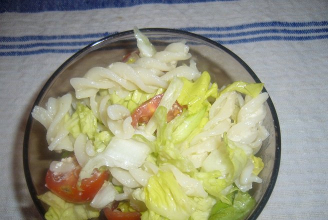 Salata cu paste