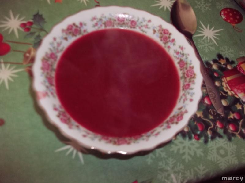 Supa crema de sfecla rosie