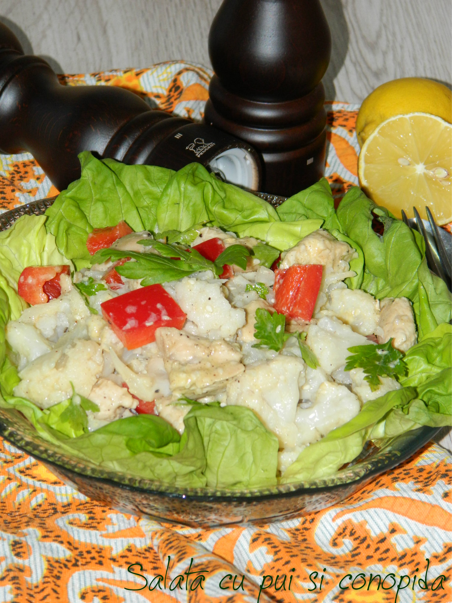 Salata cu conopida si piept de pui