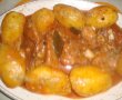 Pulpa de porc cu cartofi intregi in sos de cimbru si usturoi-4