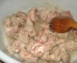 Tocanita de ardei rosii copti si carnita de porc-1