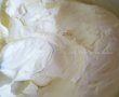 Rulouri cu crema de vanilie-7