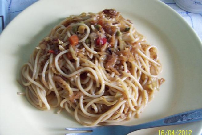 Spaghete integrale cu legume