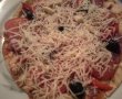 Pizza pe blat de lipie-2