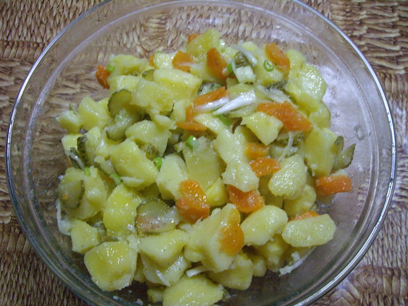 Salata de cartofi cu morcov