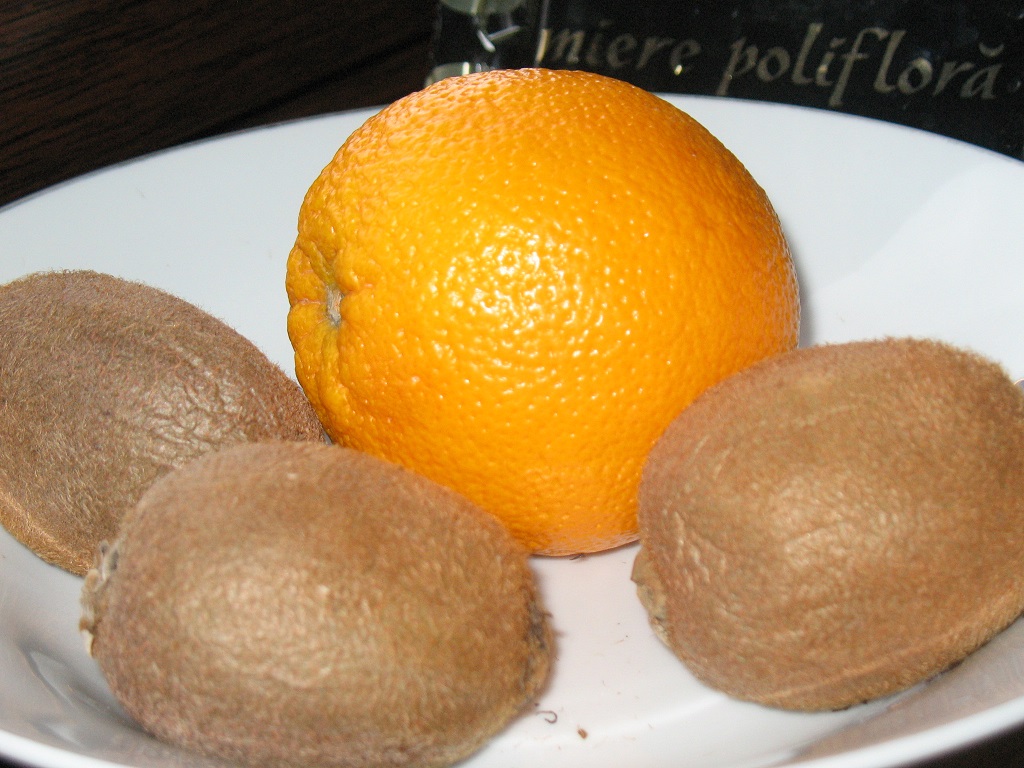 Smoothie de kiwi cu suc de portocale