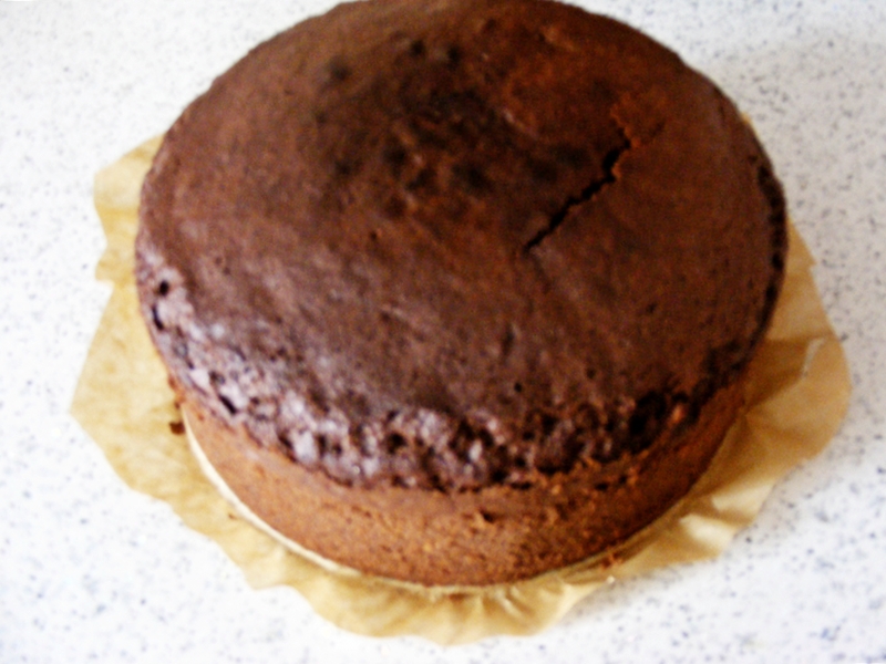 Tort Anca - ciocolata si gem de caise