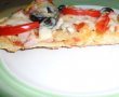 Pizza cu blat pufos-5