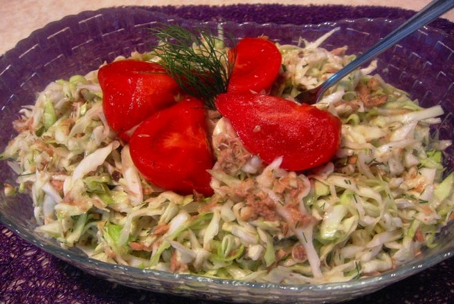 Salata de varza cu ton(by RuxyRux)