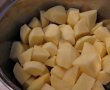 Chiftelute picante in sos, sub capac de piure de cartofi-4