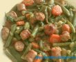 Fasole verde cu carnati-1