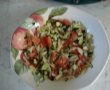 Salata de castraveti  cu rosii si ceapa-6