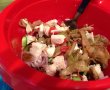 Salata de pui cu fasole pastai si branza-5