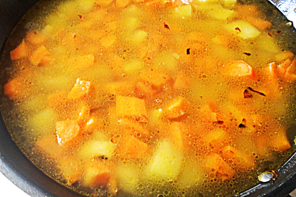 Supa  de cartofi cu morcov
