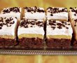 Desert prajitura cu blat ciocolatos si budinca de vanilie-11