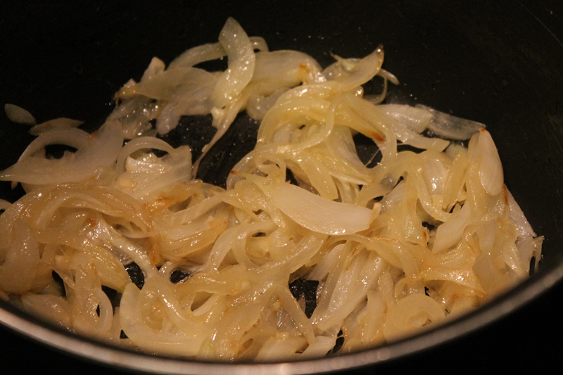 Cod cu ceapa, cartofi si ou (Bacalhau à Brás)