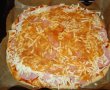 Pizza cu branza de oaie si salam cu sunca afumata-9