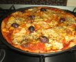 Pizza cu gorgonzola picanta-6