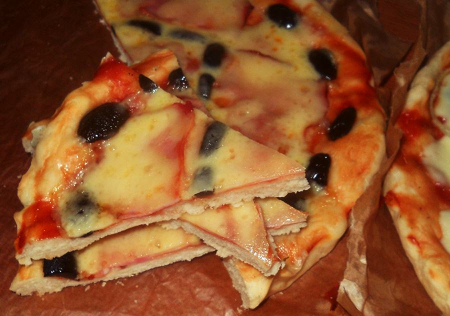 Pizza cu muschi file si masline