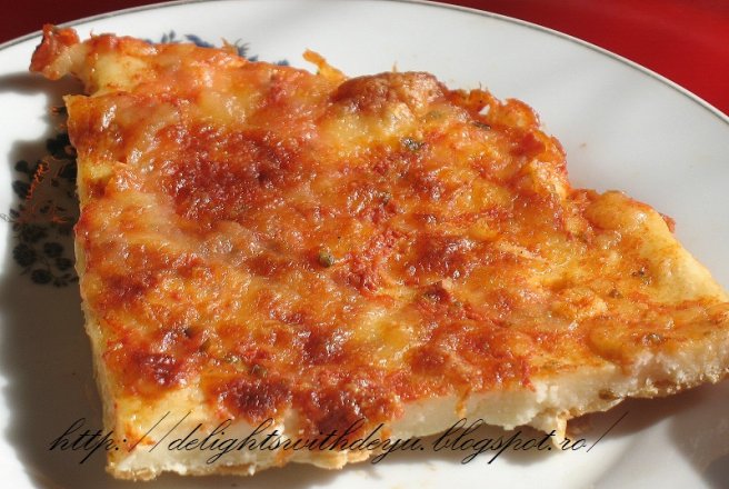Pizza Margherita cu aluat de clatite