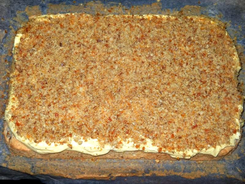 Desert prajitura cu nuci pralinate
