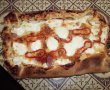 Pizza cu salam si branza-4