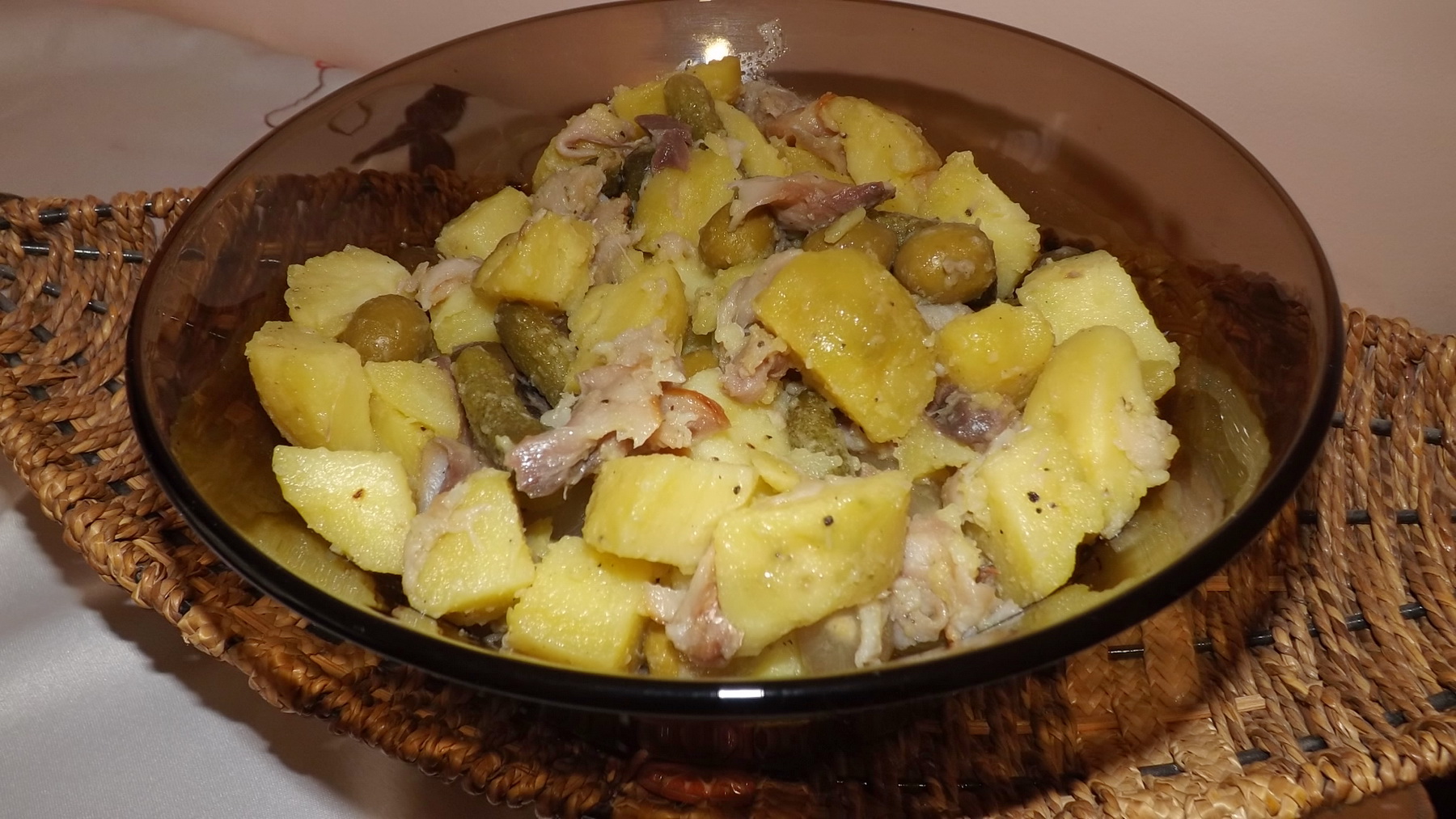 Salata de cartofi cu macrou afumat