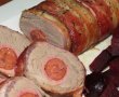 Muschiulet de porc invelit in bacon si umplut cu carnat-3