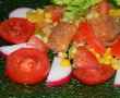Salata cu fish-fingers-5