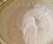 Prajitura cu crema de vanilie si nuca caramelizata-8