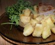Antricot de vitel la gratar cu cartofi si salata rucola-12