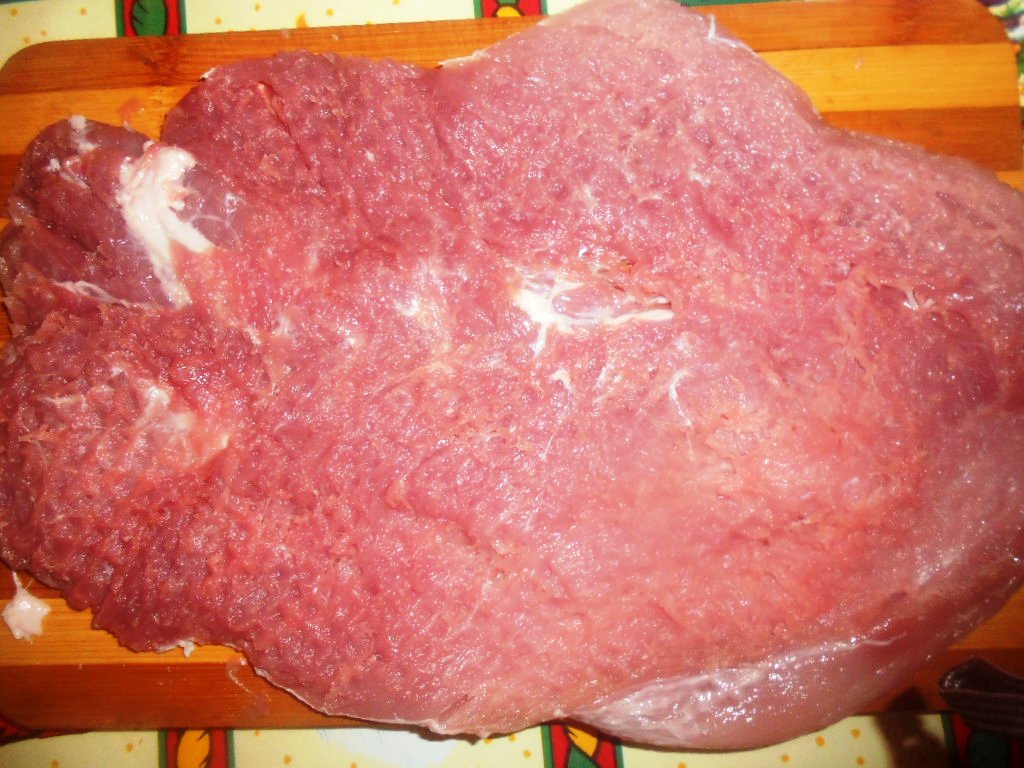 Muschi de porc umplut cu sunca afumata