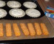 Aperitiv mini tarte din cartofi cu peste, pasta de branza si sos de iaurt-5