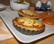 Aperitiv mini tarte din cartofi cu peste, pasta de branza si sos de iaurt-11