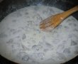 Paste tagliatelle cu sos alb ciuperci-3