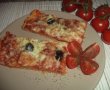 Pizza cu pasta de ardei-9