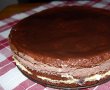 Tort de ciocolata cu crema Chantilly-0