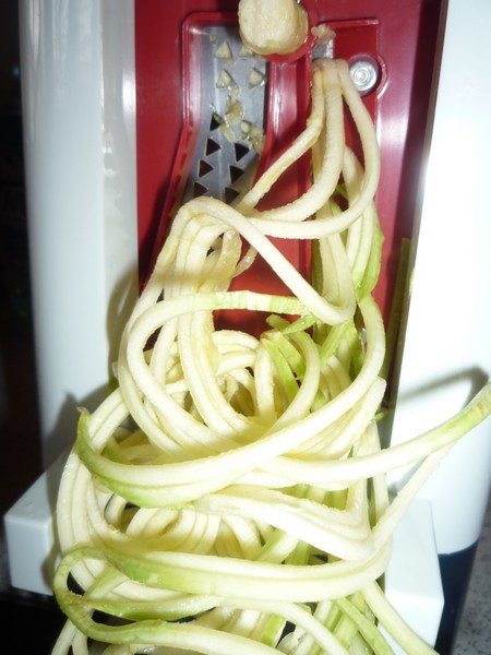 Spaghete de dovlecel cu usturoi la cuptor