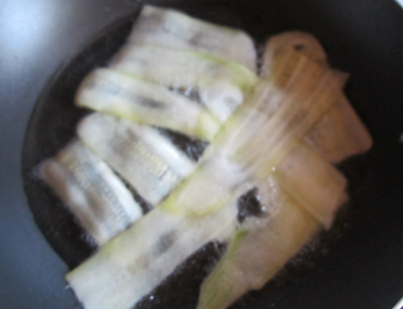 Paste de orez cu zucchini, pui si susan