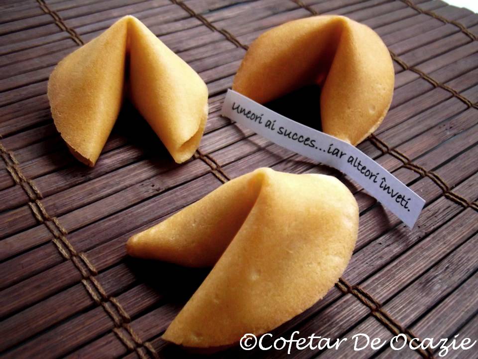 Fortune cookies (fursecuri cu răvaşe)