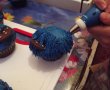 Cookie Monster Cupcakes-14