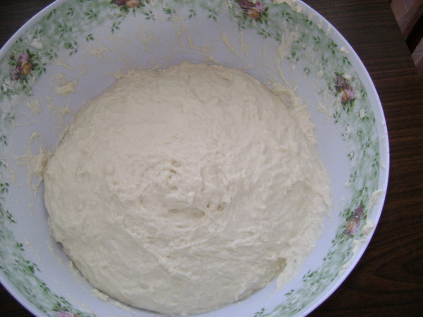 Plăcintă  bătrânească cu brânză şi smântână  (pe plită)