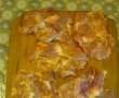 Rulouri din pulpe  de pui cu legume , branza topita si pepene galben  pe pat de cartofi-3