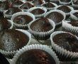 Mini cupcakes cu visine si frosting de mascarpone-3